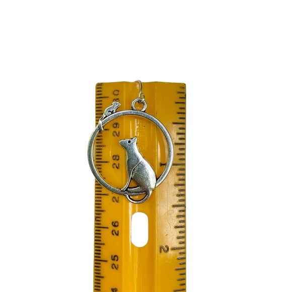 Cat Lady Dangle Pierced Earrings Silver Tone Cat & Mouse Hanging On - Picture 2 of 5